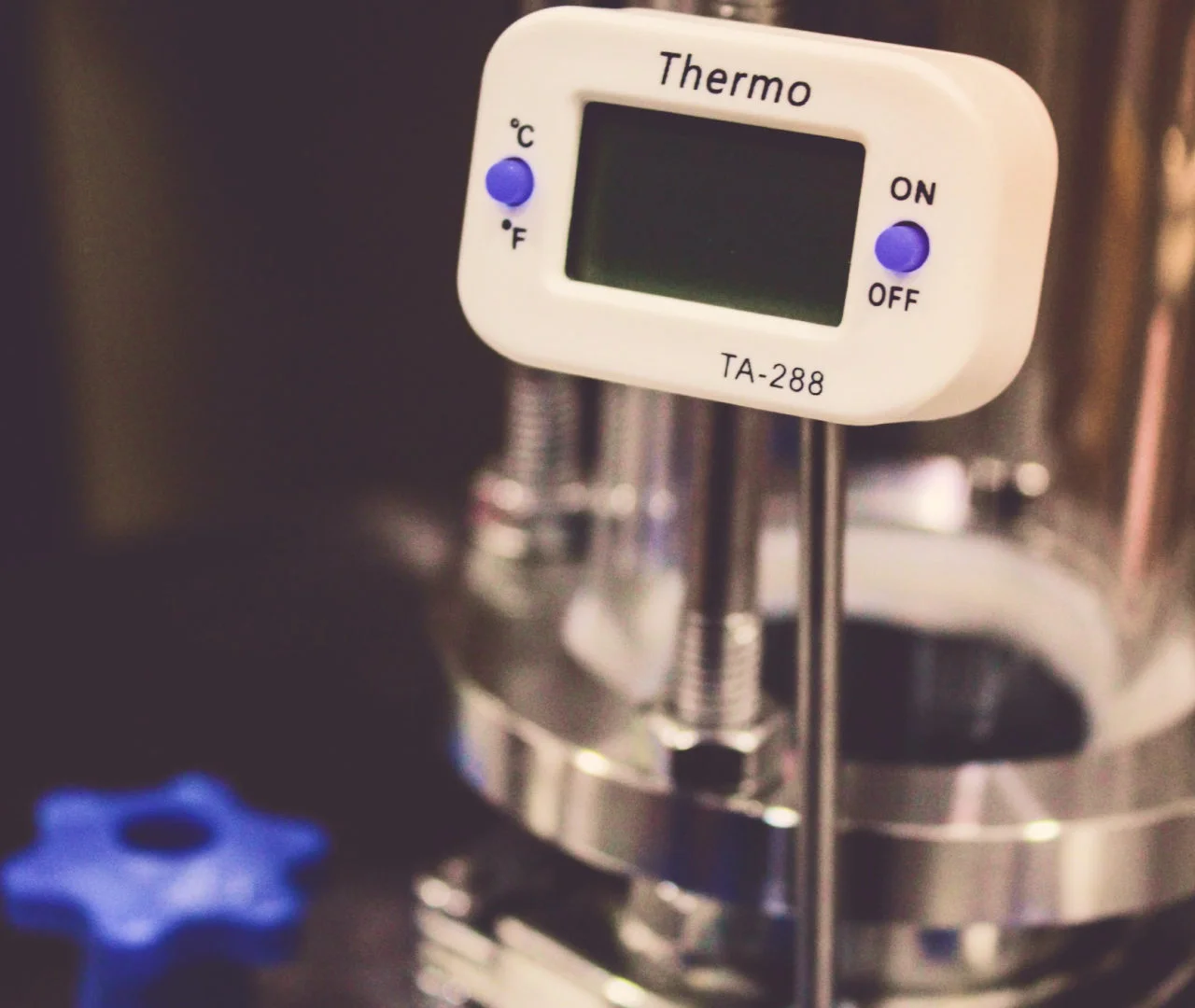 isolering af rør, tanke og beholdere